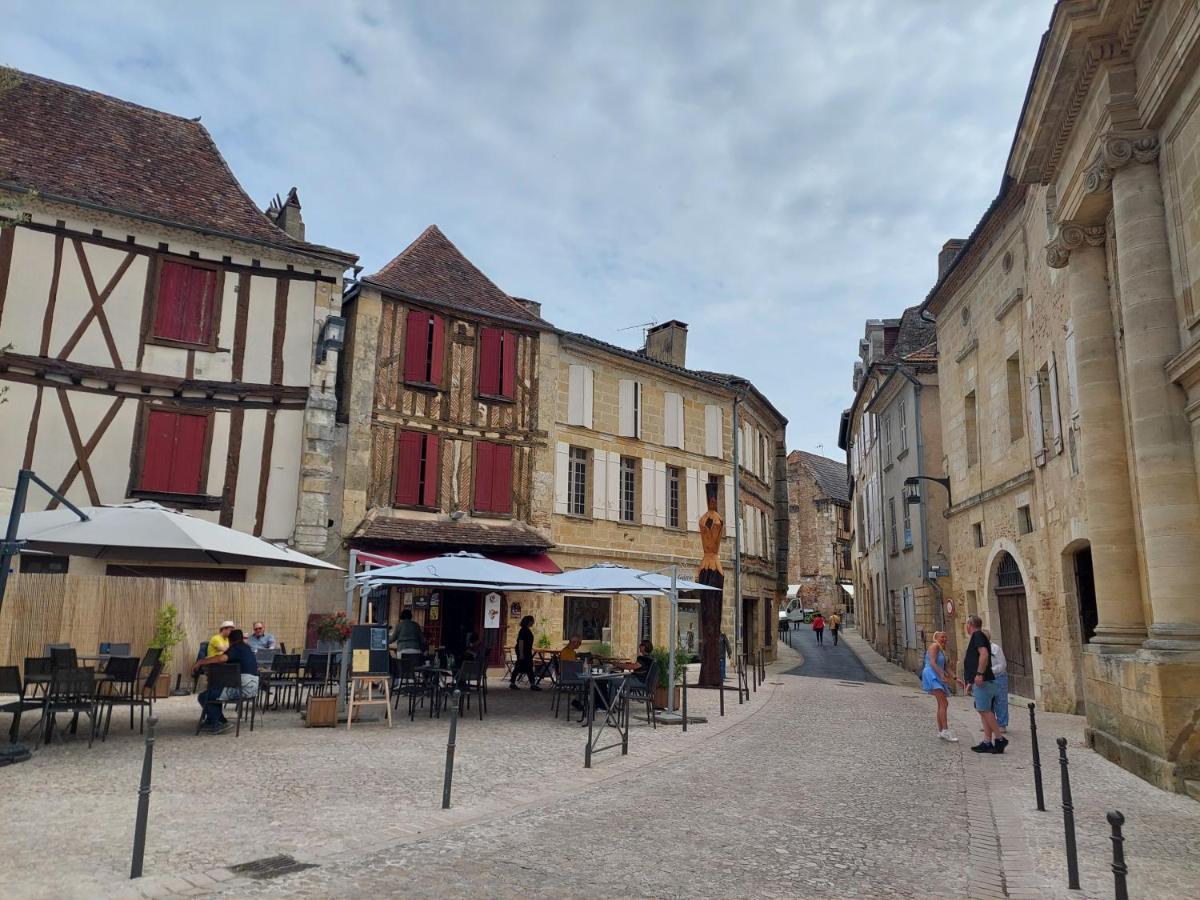 Appartement Les chats à Bergerac Extérieur photo